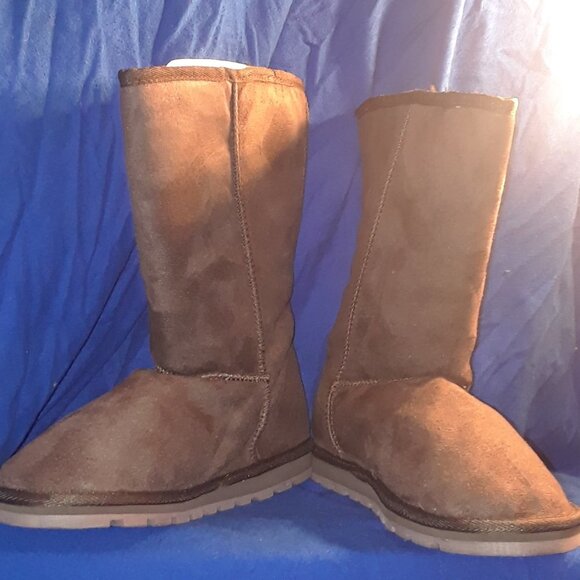 FLAT  READY FOR THE SNOW MID-CALF BOOT Women – Brown Suede ( BRAND NEW !!!!!!!! - Picture 4 of 6